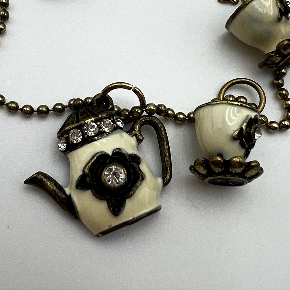 RARE Bestey Johnson Vintage Antique Rose Teapot Teacup Earrings and Necklace - Picture 4 of 10